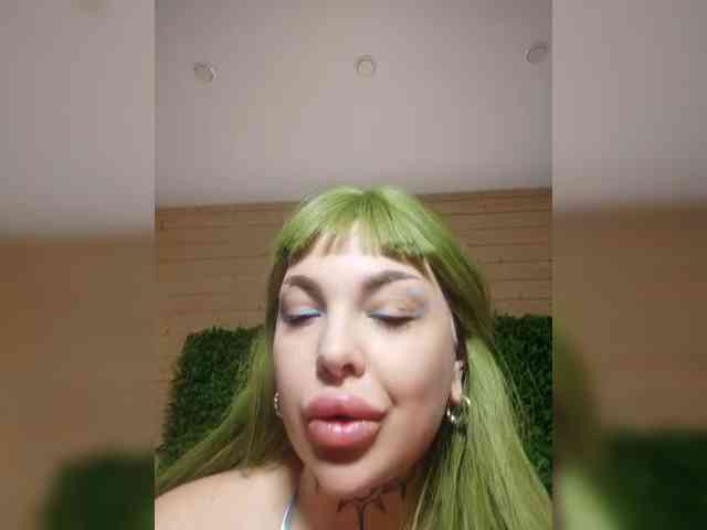 alex_is webcam