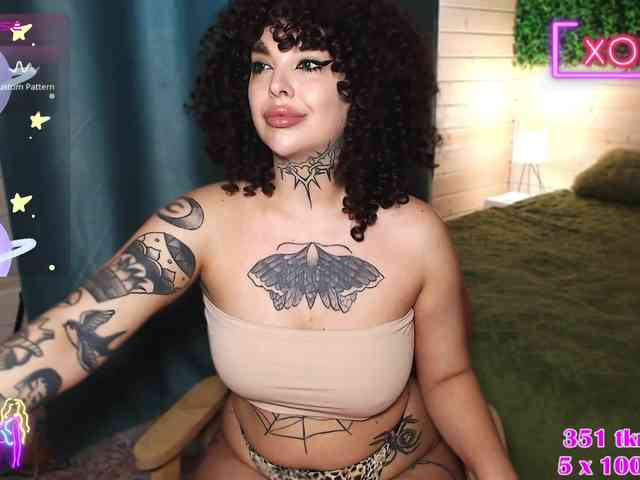 -alexis- Live Webcam on BongaCams