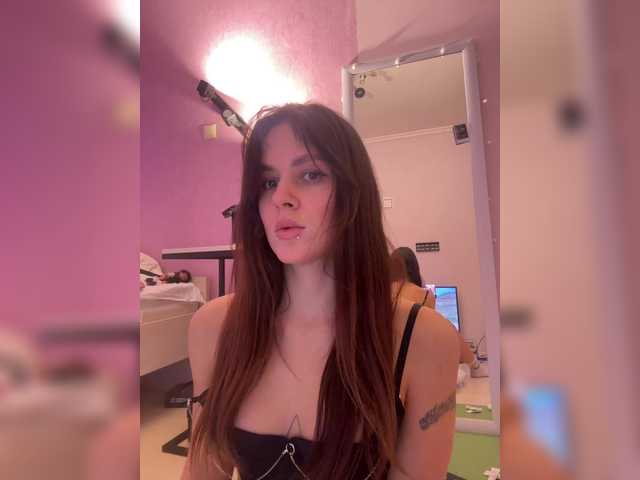 Shawty420's BongaCams show and profile