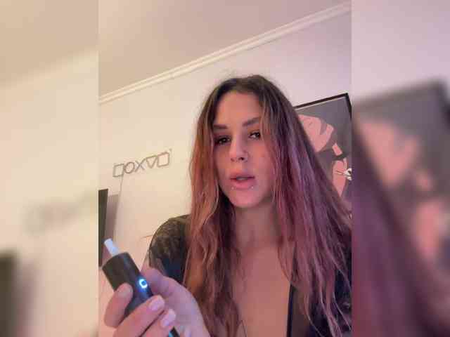 SHAWTY420 webcam