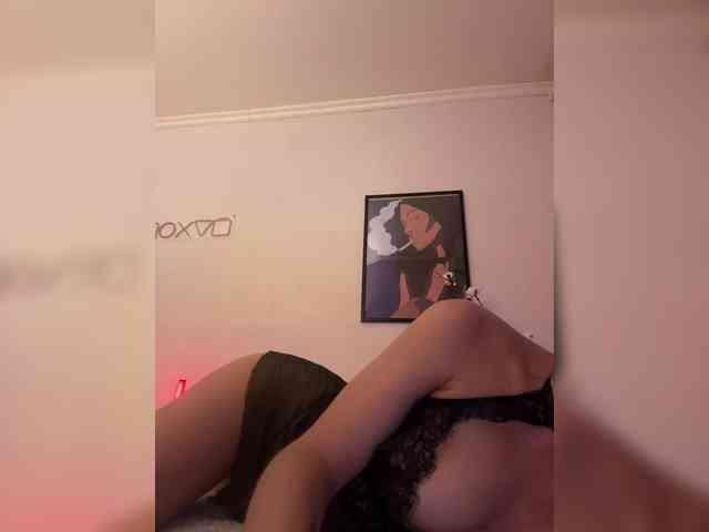 SHAWTY420 webcam