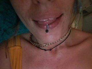 CurlyHanna Porn Show