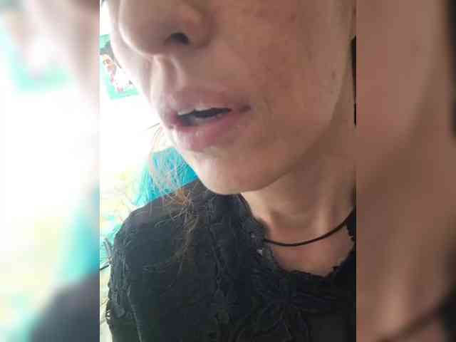 CurlyHanna webcam