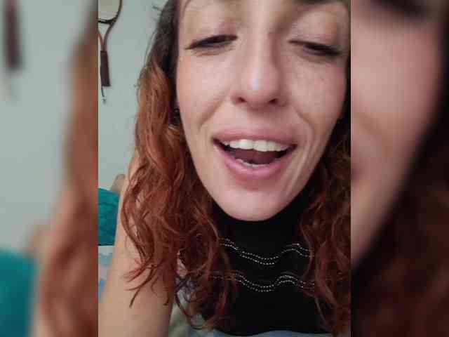 CurlyHanna CurlyHanna