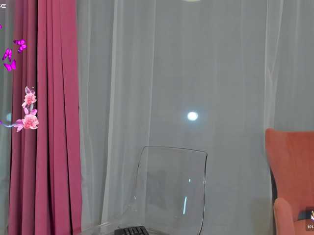 sarabecker's BongaCams show and profile