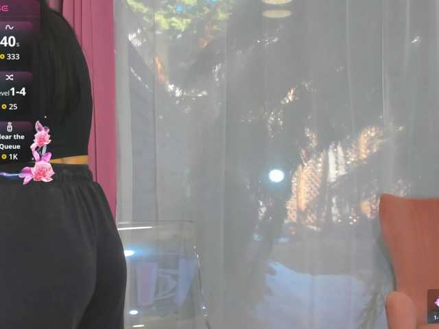 sarabecker's BongaCams show and profile