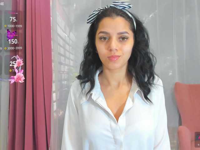 sarabecker's BongaCams show and profile