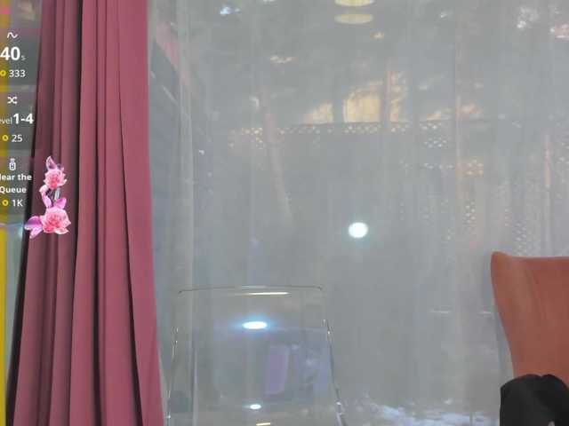 sarabecker's BongaCams show and profile