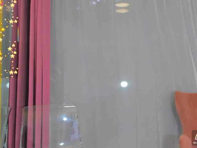 sarabecker's BongaCams show and profile