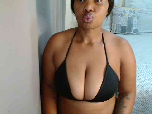 RedMiss Live Webcam on BongaCams