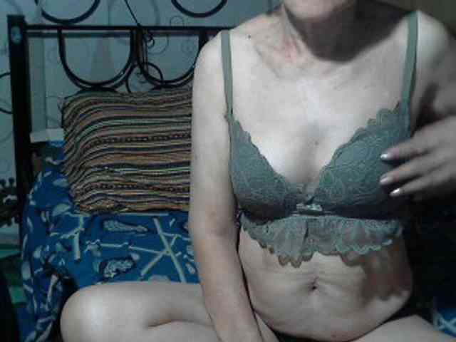 sexymom29 webcam
