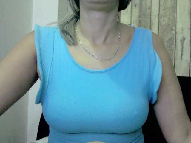 Celestee-1's BongaCams show and profile