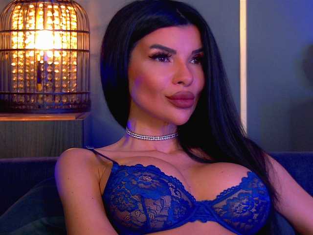 EleniaDevons's BongaCams show and profile