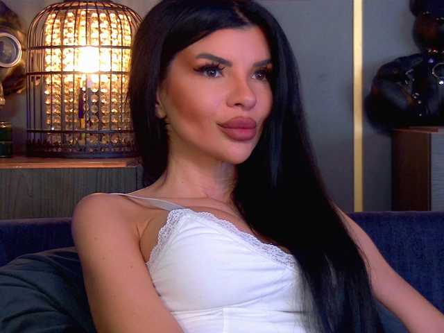 EleniaDevons from BongaCams is Freechat