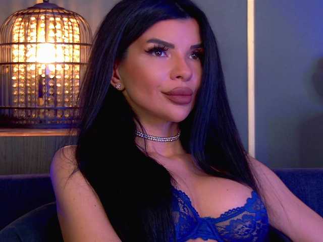 EleniaDevons's BongaCams show and profile