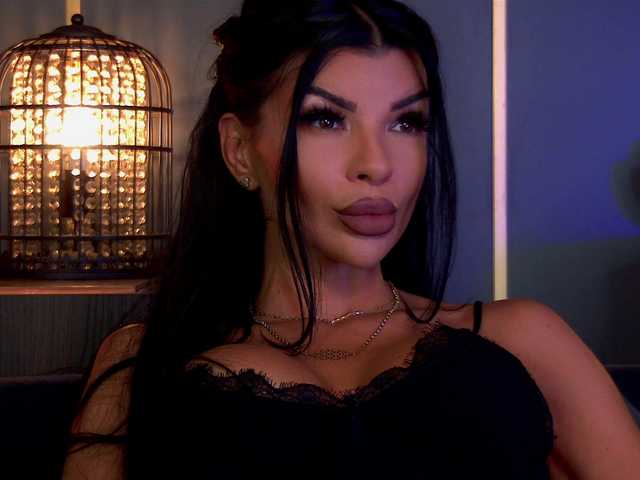  EleniaDevons chat room