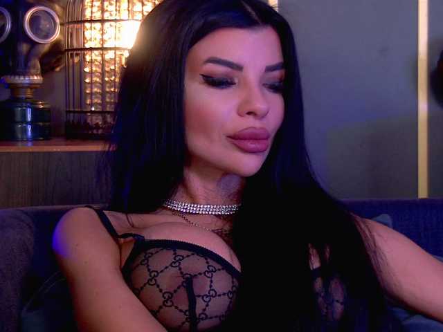 EleniaDevons's BongaCams show and profile