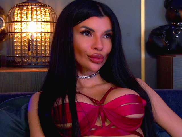 EleniaDevons's BongaCams show and profile