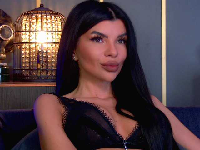 EleniaDevons's BongaCams show and profile