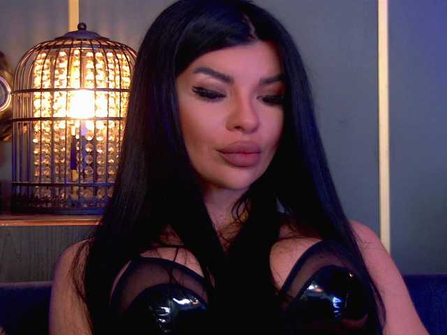 EleniaDevons's BongaCams show and profile