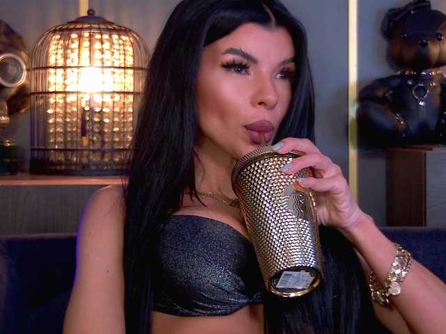 EleniaDevons's BongaCams show and profile