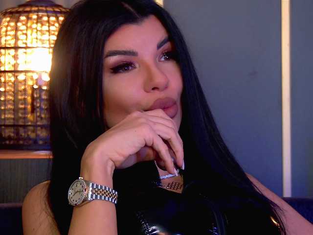 EleniaDevons's BongaCams show and profile