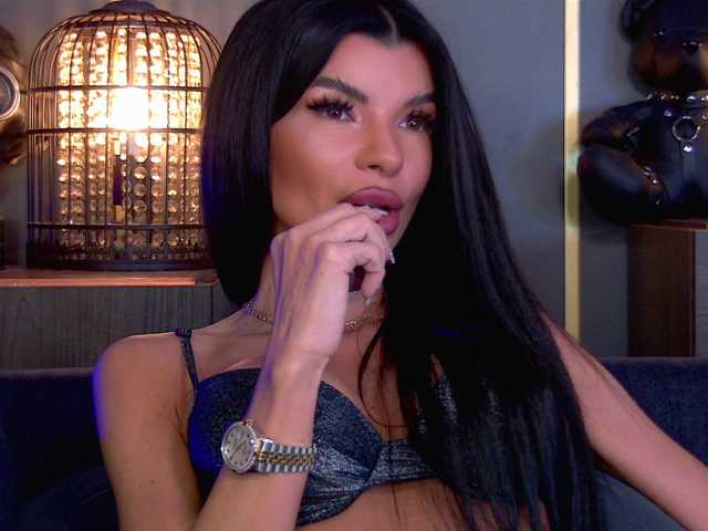 EleniaDevons's BongaCams show and profile