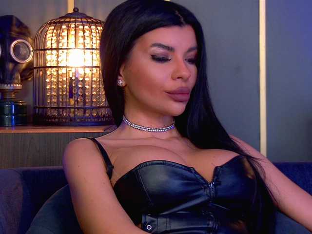 EleniaDevons's BongaCams show and profile