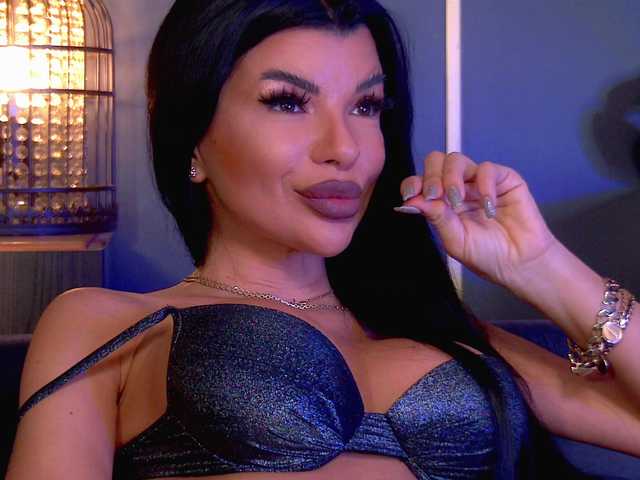 EleniaDevons's BongaCams show and profile