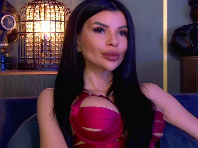 EleniaDevons's BongaCams show and profile