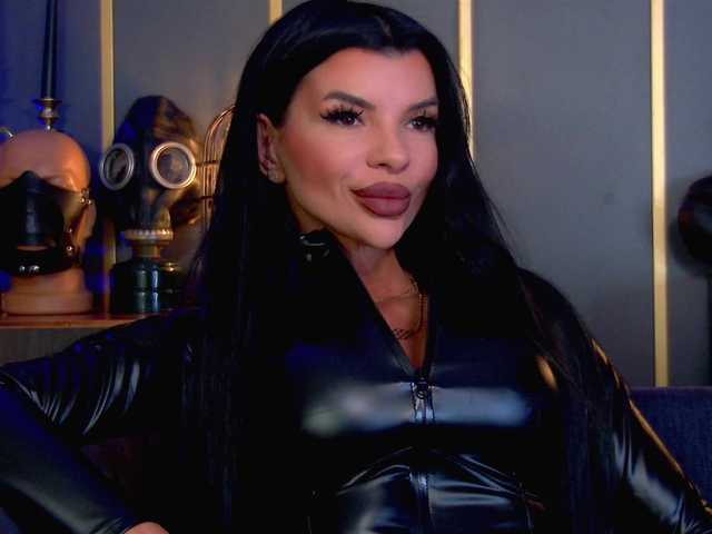 EleniaDevons's BongaCams show and profile