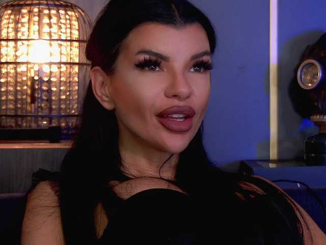 EleniaDevons webcam