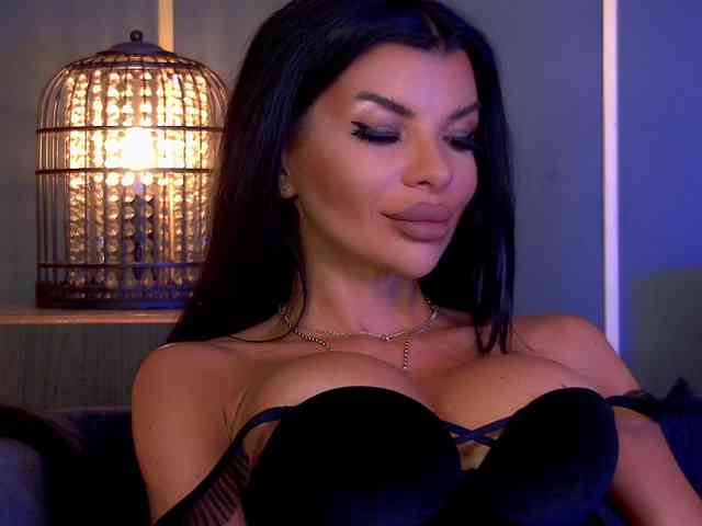 EleniaDevons webcam