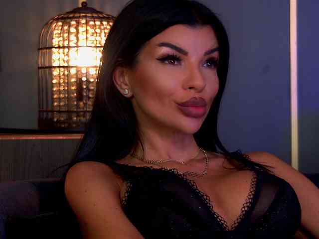 EleniaDevons webcam
