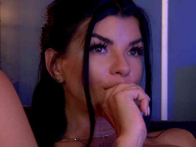EleniaDevons webcam