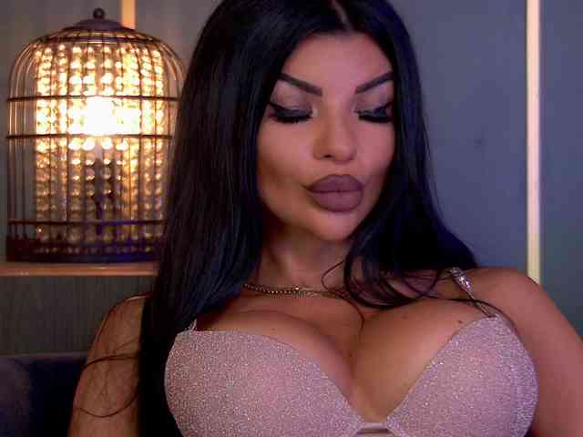EleniaDevons webcam