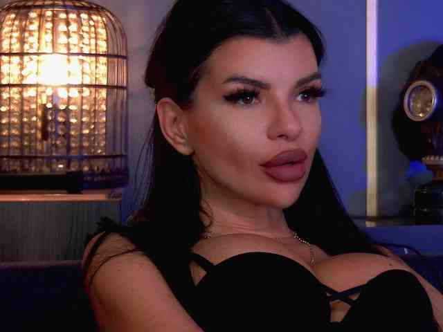 EleniaDevons webcam