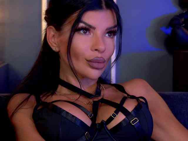 EleniaDevons webcam