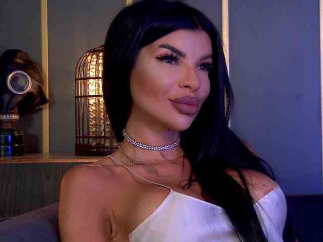 EleniaDevons webcam
