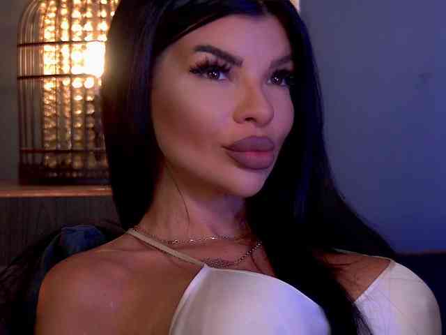EleniaDevons webcam
