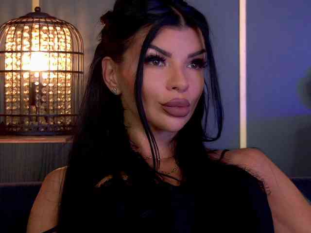 EleniaDevons webcam