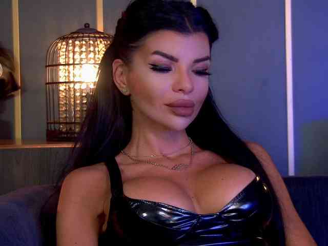 EleniaDevons webcam