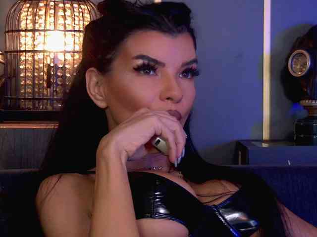 EleniaDevons webcam