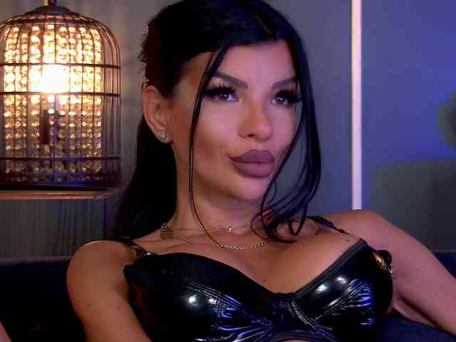 EleniaDevons webcam