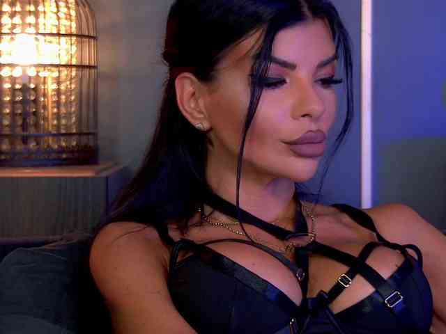 EleniaDevons webcam