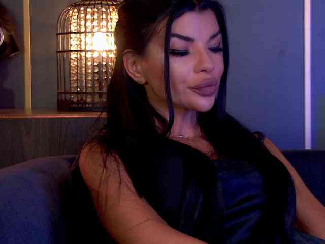 EleniaDevons webcam