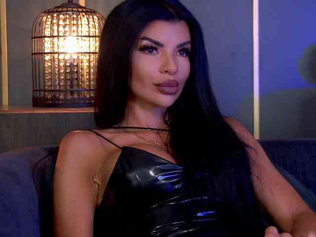EleniaDevons webcam