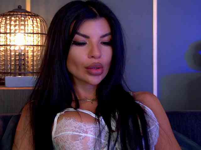 EleniaDevons webcam
