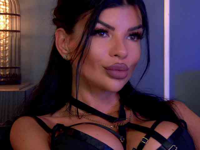 EleniaDevons webcam