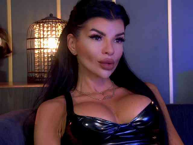 EleniaDevons webcam